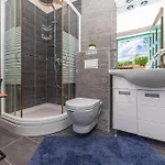 Сasa de vacaciones Three-bedroom In
