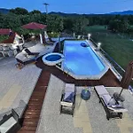 Three-bedroom In Сasa de vacaciones *