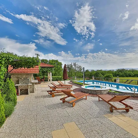 Awesome In With Outdoor Swimming Pool